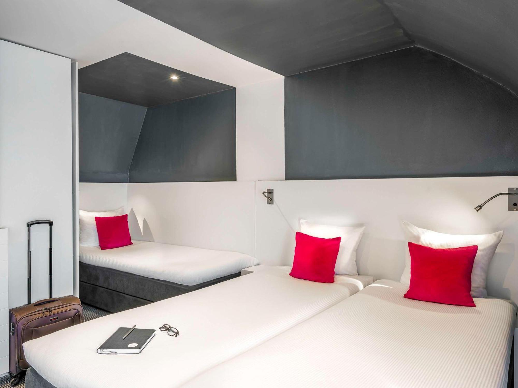 Ibis Styles Amsterdam Amstel Hotel Exterior foto