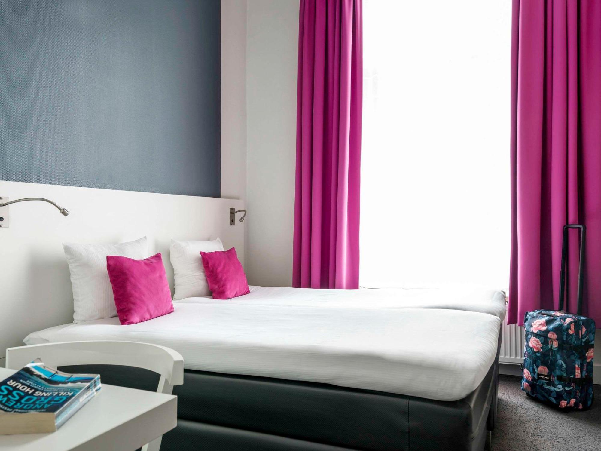 Ibis Styles Amsterdam Amstel Hotel Exterior foto
